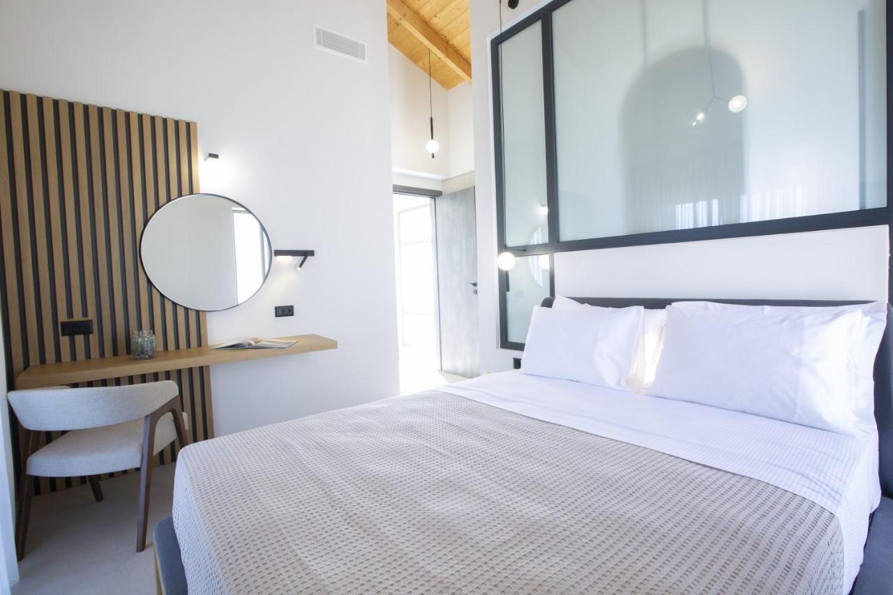 Inorato - Luxury With Private Swimming Pool *
